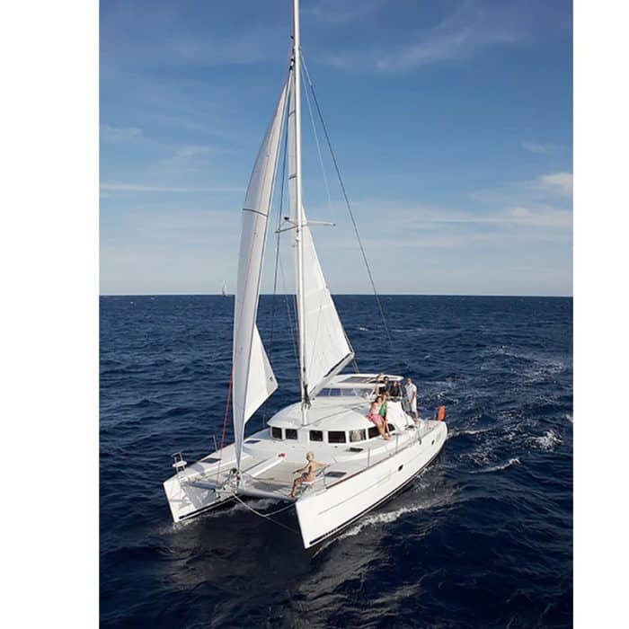 yacht charter - Lagoon 38